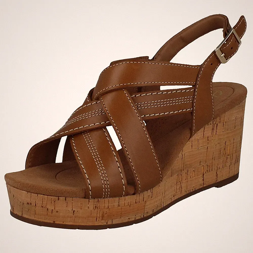 Damen Clarks Riemchen Leder Überkreuz Keil Schnalle Sandalen: 'Sabina Sling '