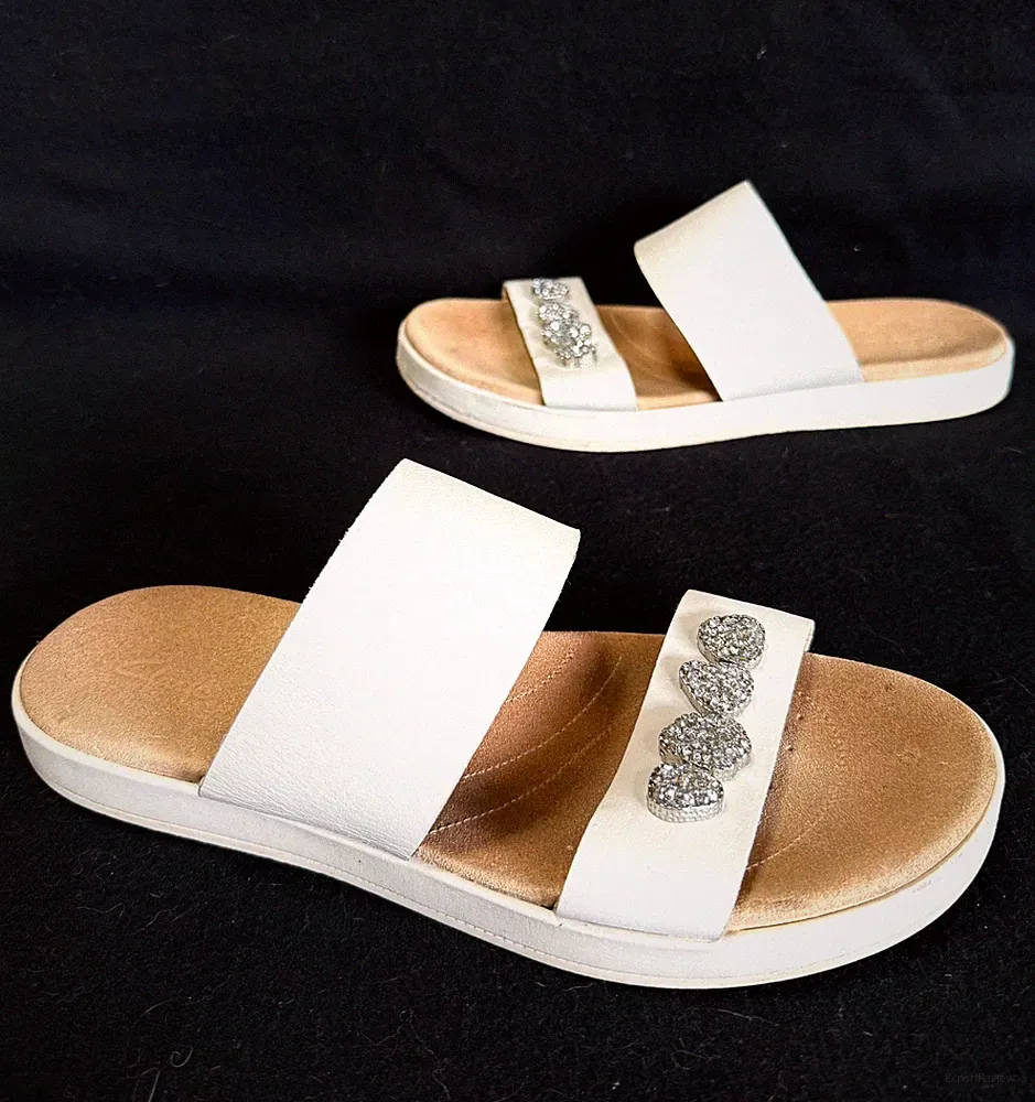 Damen Clarks weiße Leder Slipper Schmuck Sandalen/Pantoletten Größe UK 7 D fabelhaft!