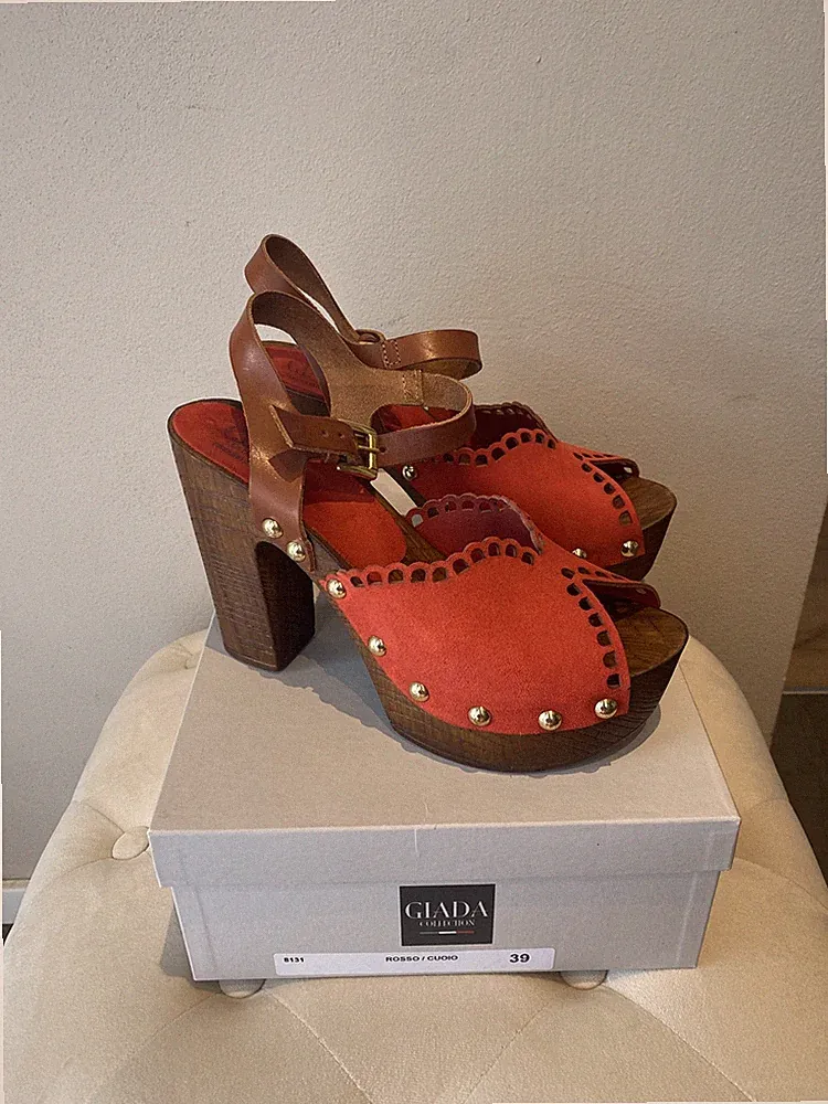 Damen Clogs Holz Absatz 12 cm, Größe 39. Es gibt keine Originalverpackung mehr. "