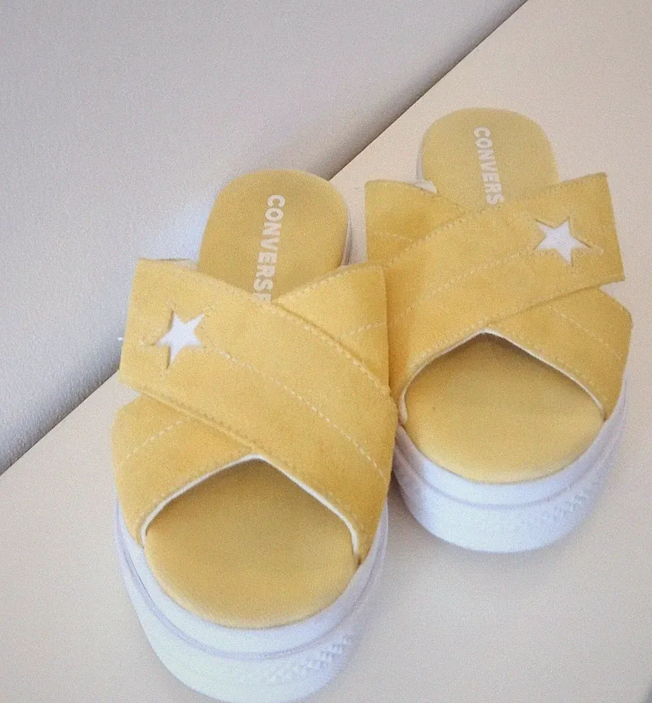 Damen Converse One Star Plateau Sandalen Pantoletten Größe 5 EU 38 Gelb & Weiß