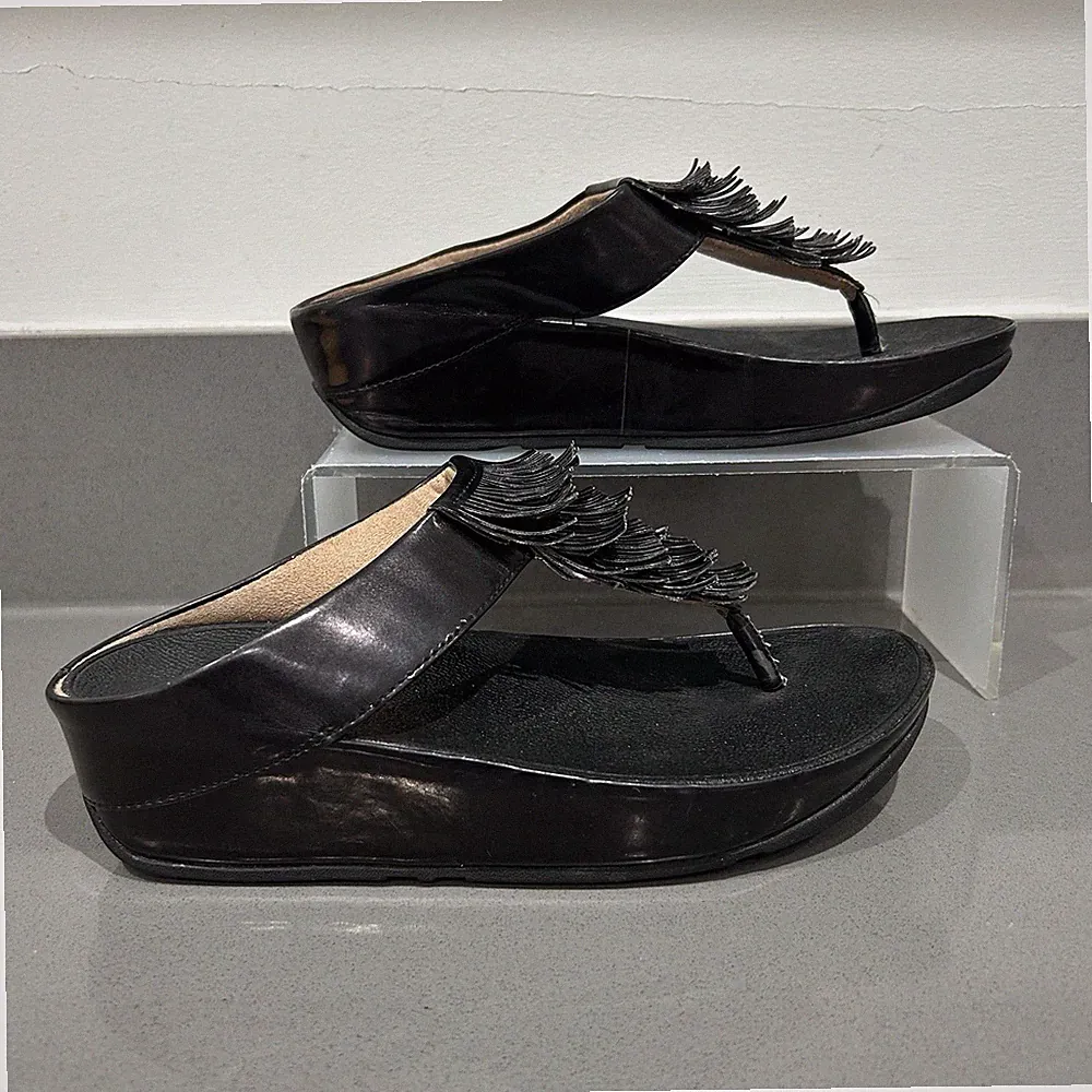 Damen - Fitflop - Fransen Sandalen - "Fringey" - schwarzes Leder - Größe 4 / 37