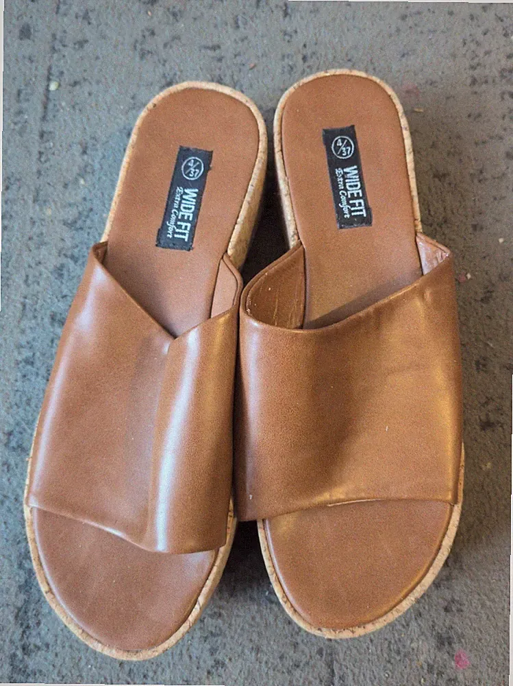 Damen-Keilsandalette Größe UK 4 weite Passform braun