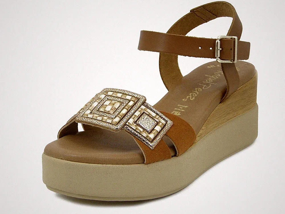 Damen Leder Sandalen Braun Leder Mittelkeilabsatz und Plateau Raquel Perez