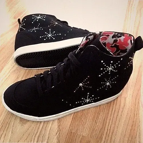 Damen Mädchen INNEN KEILABSATZ Knöchelhoch Stiefel Trainer Sneaker Schnürschuh Größe