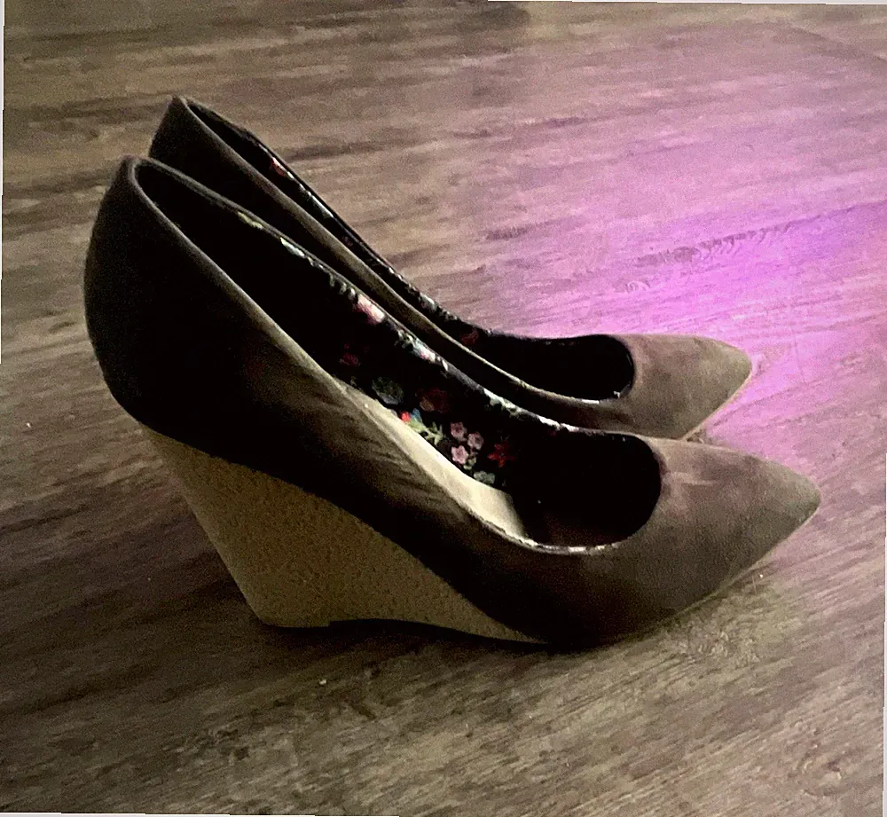 Damen Pumps Grün Wildleder Optik Keilabsatz Gr 38