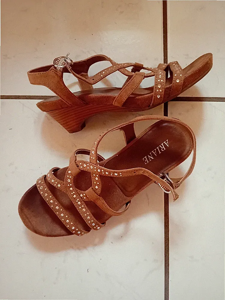 Damen Sandalen, braun,mit Keilabsatz ,Gr.37