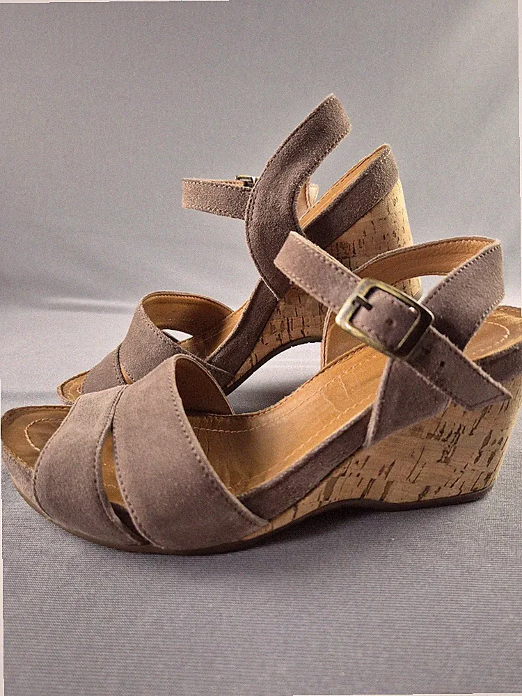 Damen-Sandalen Clarks Keilabsatz braun Riemchen UK 5,5