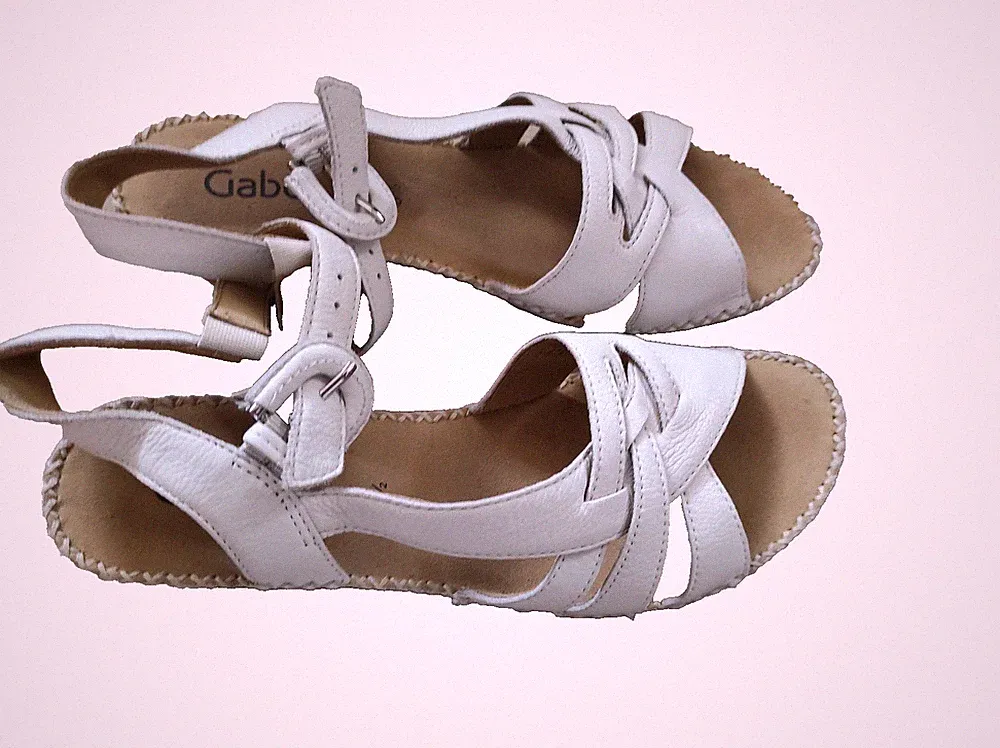 Damen Sandalen ecru hellbeige 40 Gabor