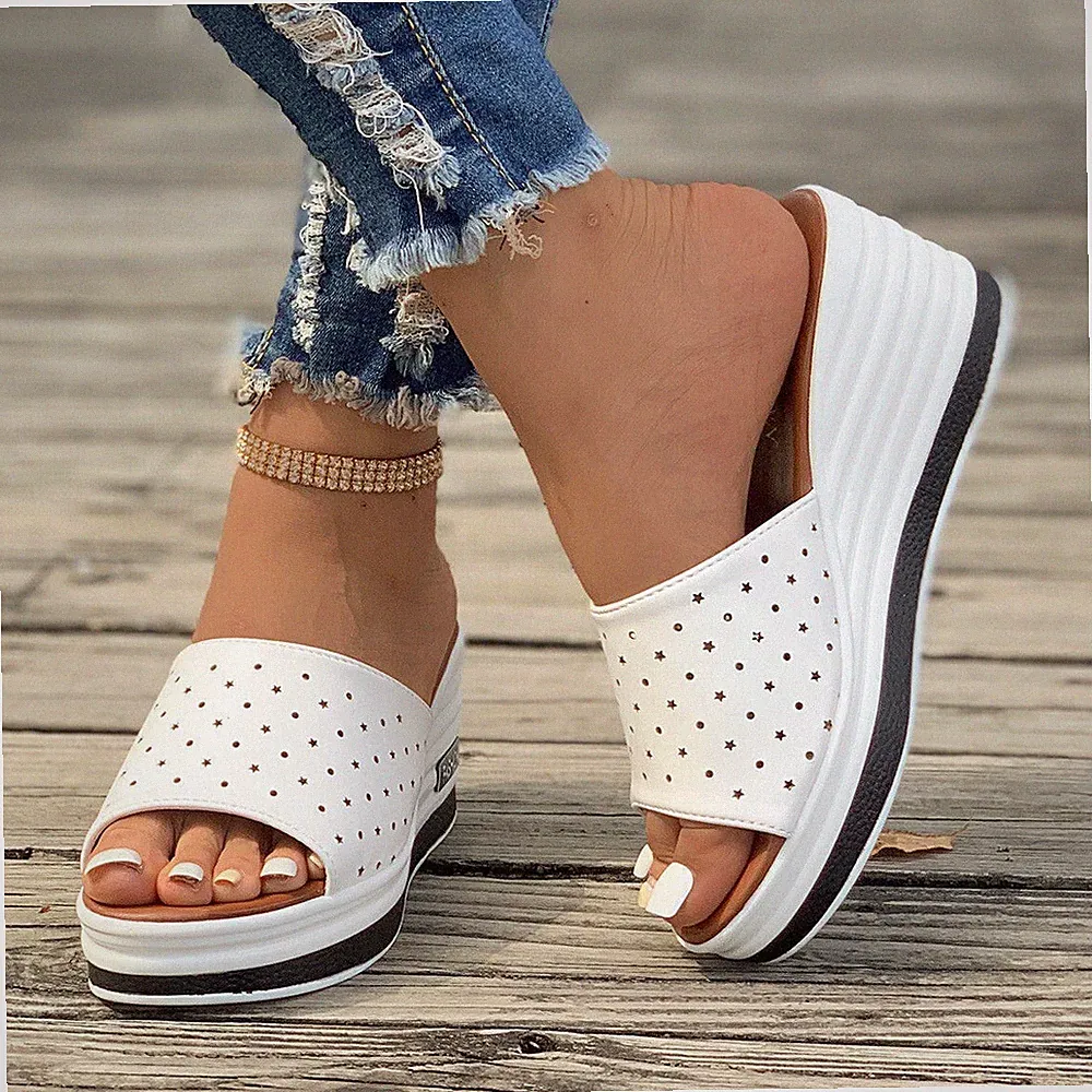Damen Sandalen Hausschuhe Schuhe Keilabsatz Pantoletten Slingback Slip On Pumps