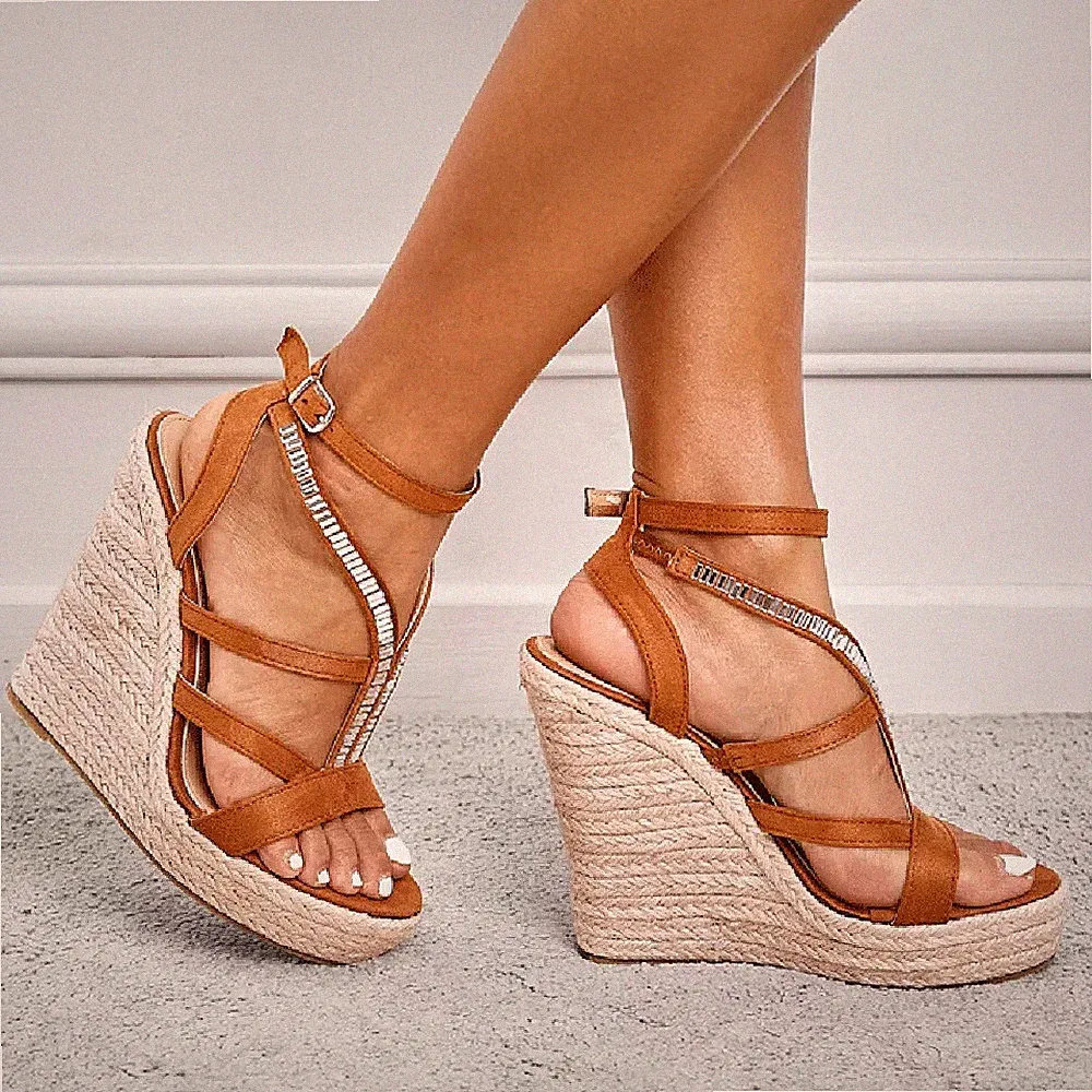 Damen Sandalen Keilabsatz 12,5 cm Plartform Braun Plateau Bequem Kunstleder D106