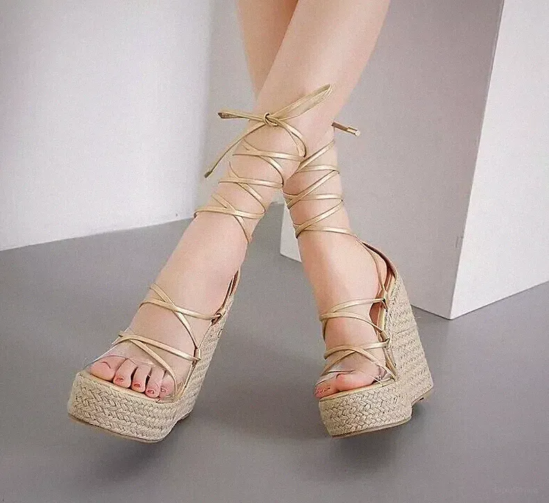 Damen Sandalen Keilabsatz 13 cm Plateau Gold Beige Kordel Kunstleder Schnürer CZ157