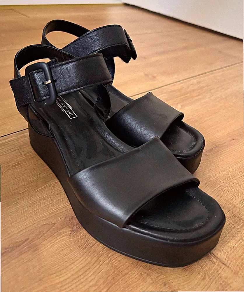 Damen Sandalen Leder Schwarz Keilabsatz Plateau Schnalle EU 38