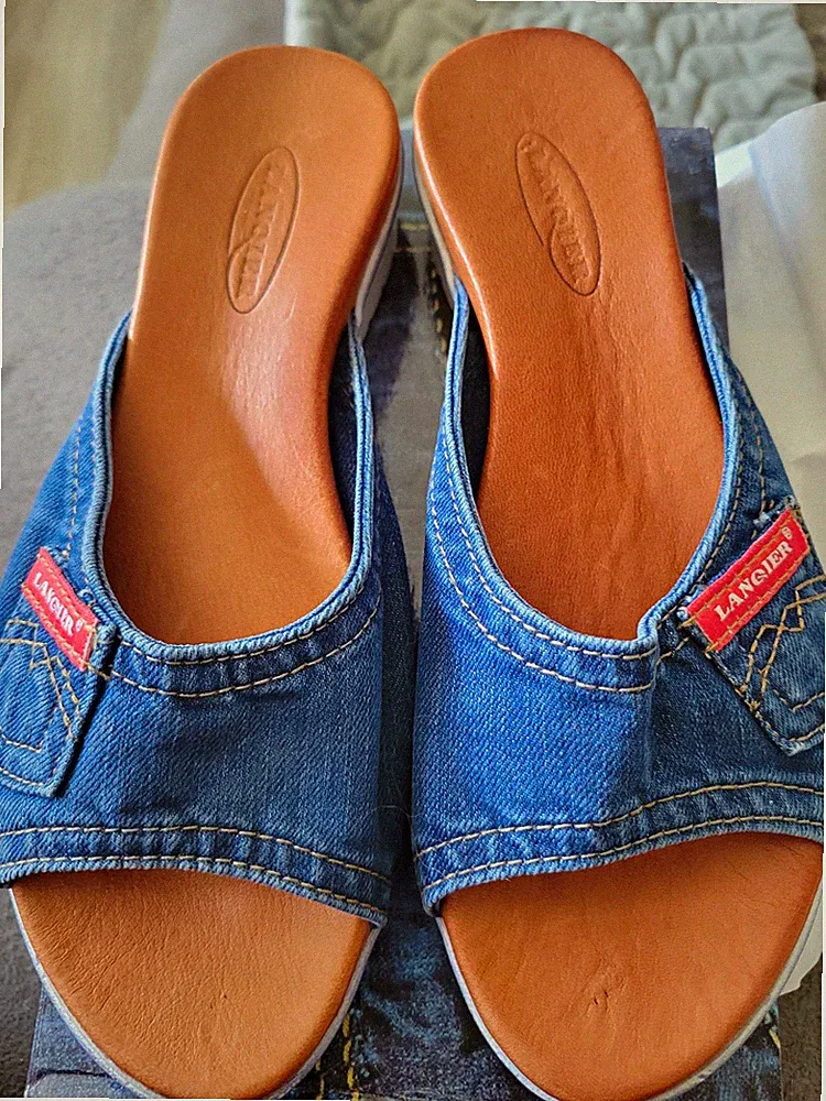 Damen Sandalette Schlupf Jeansstoff Blau/Braun/Weiß Keilabsatz Gr. 40, Neu