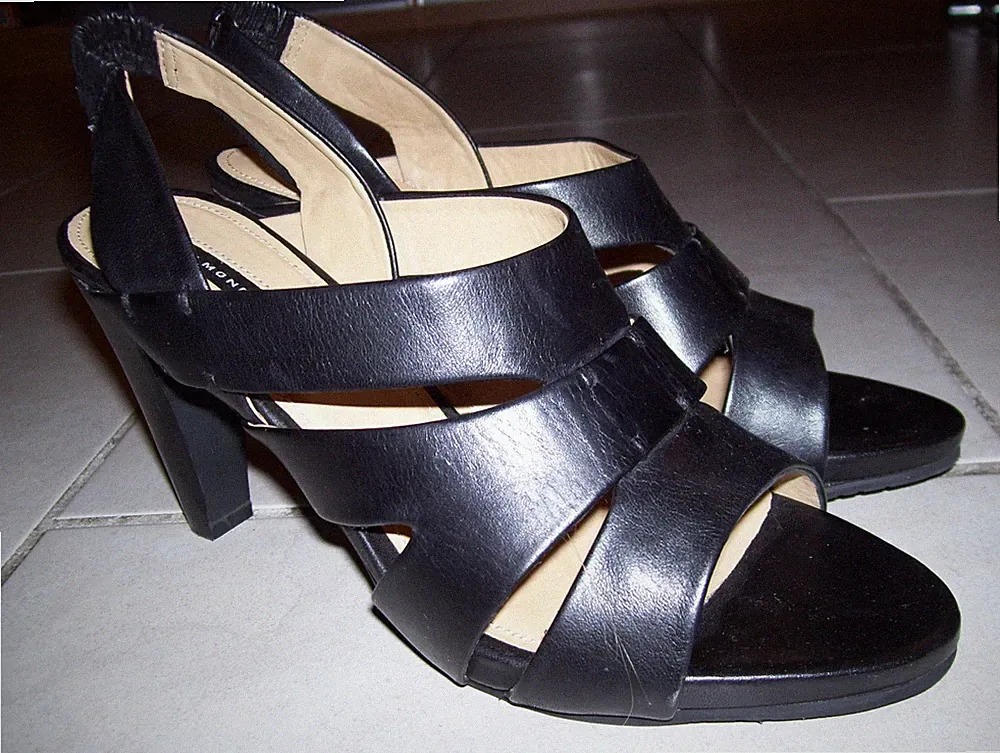 Damen Sandaletten Keilabsatz von Belmondo Gr.40 schwarz neu