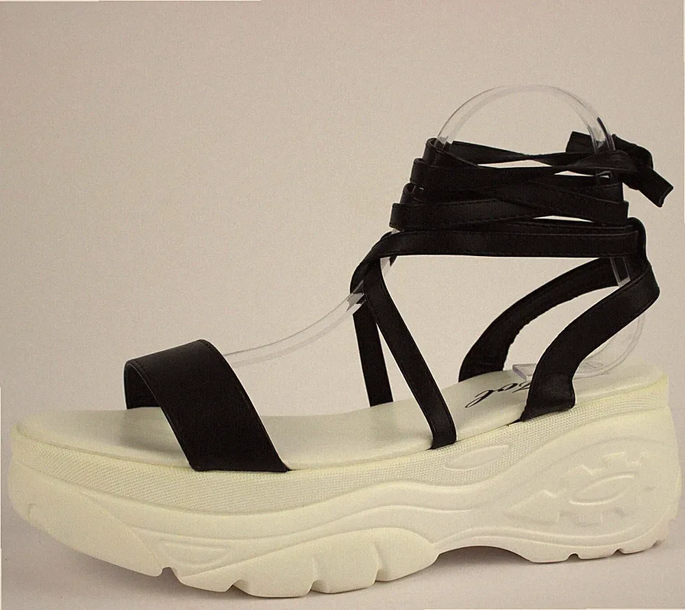 Damen-Schnürsandalen schwarz Plateau klobige Sohle flache Form Gladiator Sommerschuh