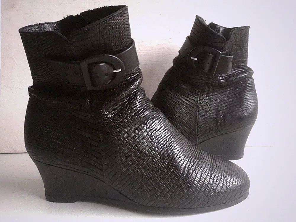 Damen Schuhe Boots Stiefelette ARCHE Gr 39 UK 6 schwarz Leder