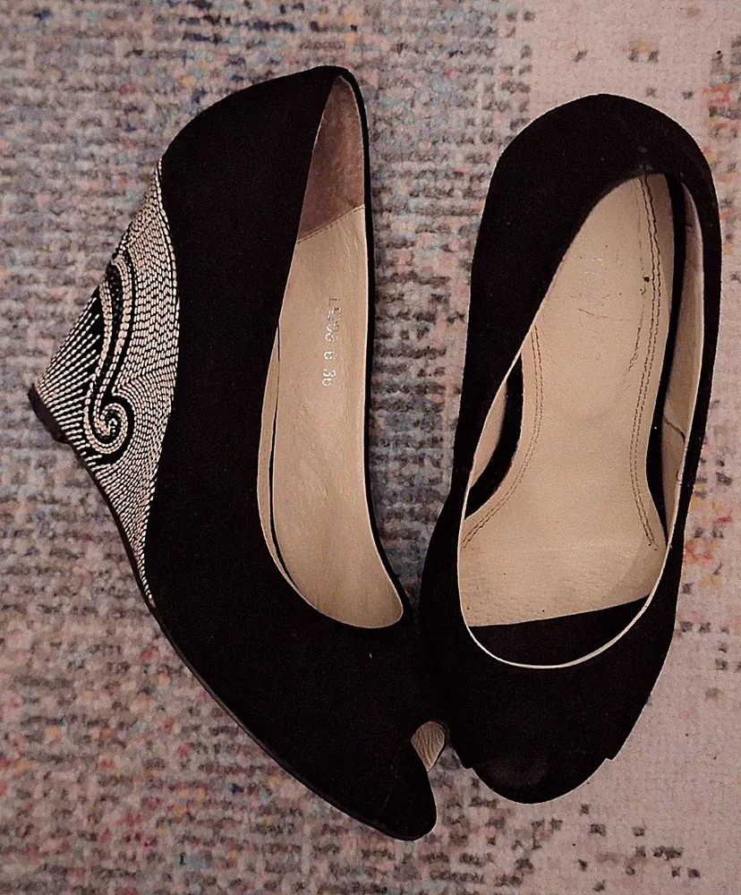 Damen Schuhe, Gr. 36, Schwarz, Absatz 9 cm, Elegant, hochwertig, Top Zustand