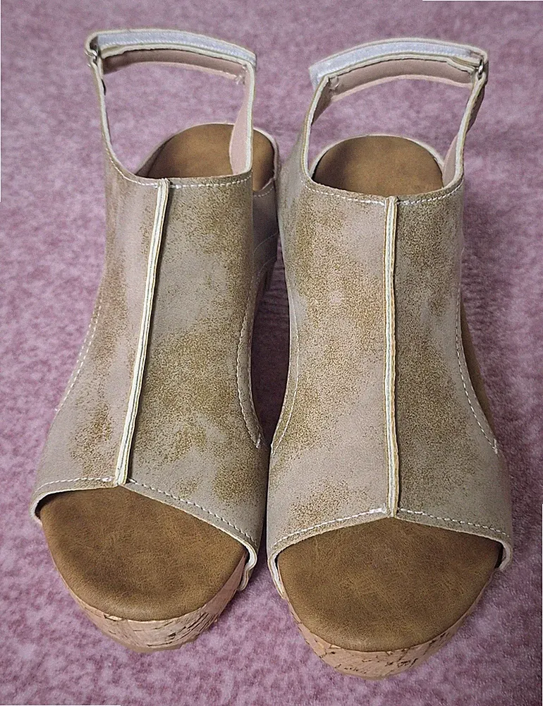 Damen Slingback Sandalen Keilabsatz beige Kunstleder EU 37 Nieten