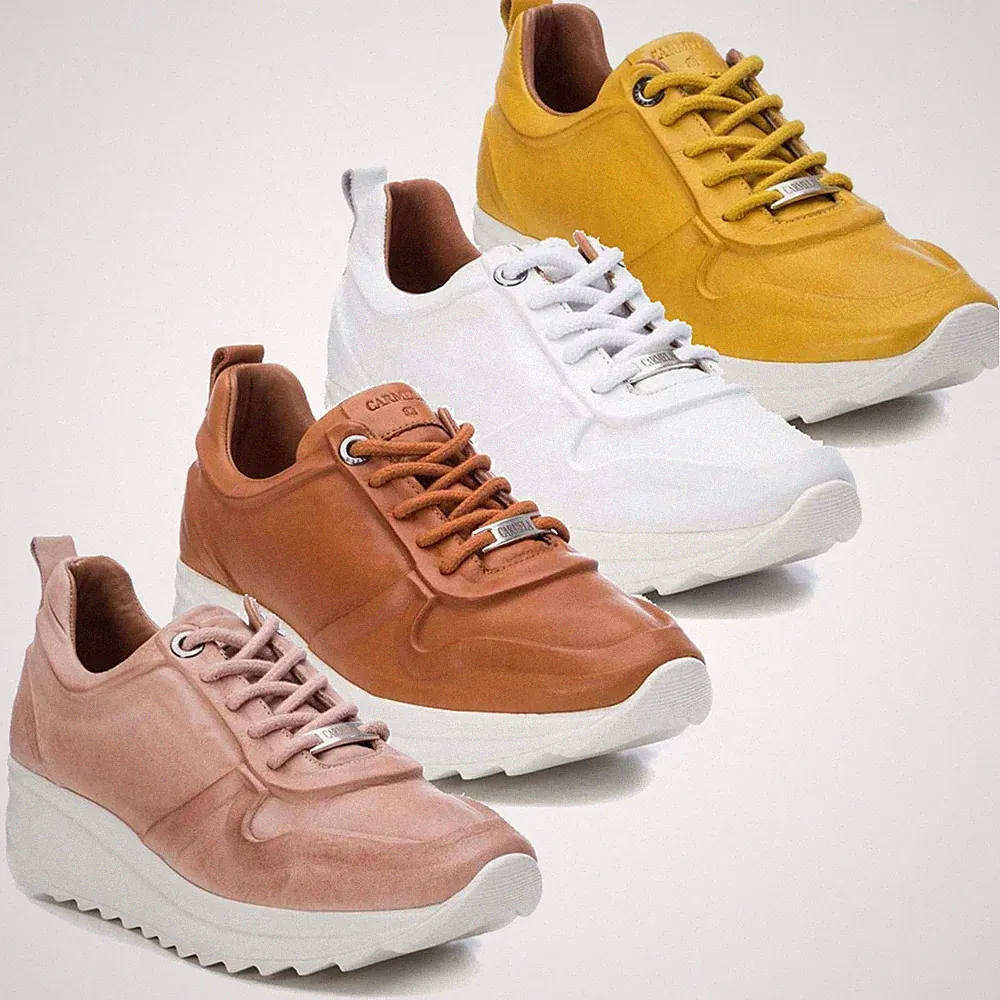 Damen Sneaker mit Keilabsatz aus Nappaleder von Carmela aus Spanien