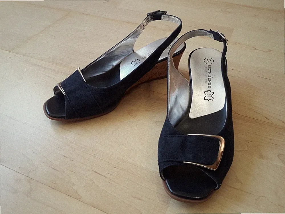 Damen Velour-Leder-Sandalette Gr.37, Kork-Keilabsatz 6 cm,neuwertig