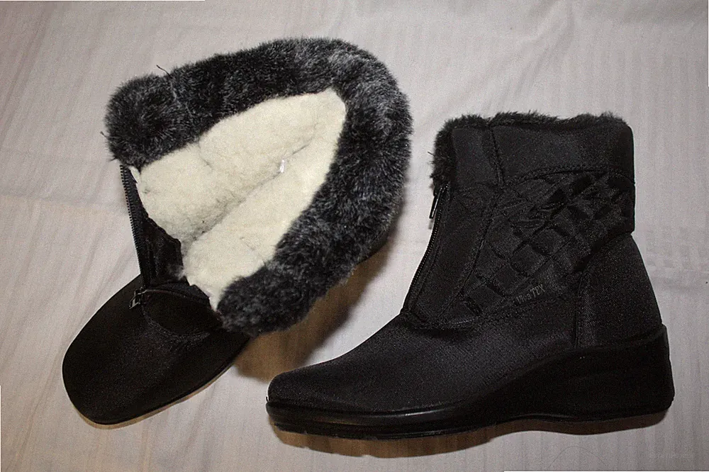 Damen Winterstiefel Stiefel Stiefelette gefüttert Innenpelz Schwarz Gr. 37 39 40