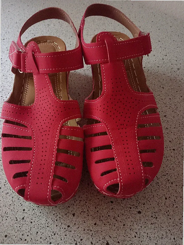 Damensandalen, rot, Keilabsatz ca 5 cm, Klettverschluss, ungetragen