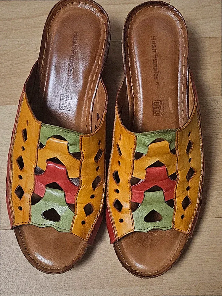 Damenschuhe/Pantolette, Gr41,Gebraucht,Leder/Bunt,Hush Pupples, Keilabsatz6,5cm.