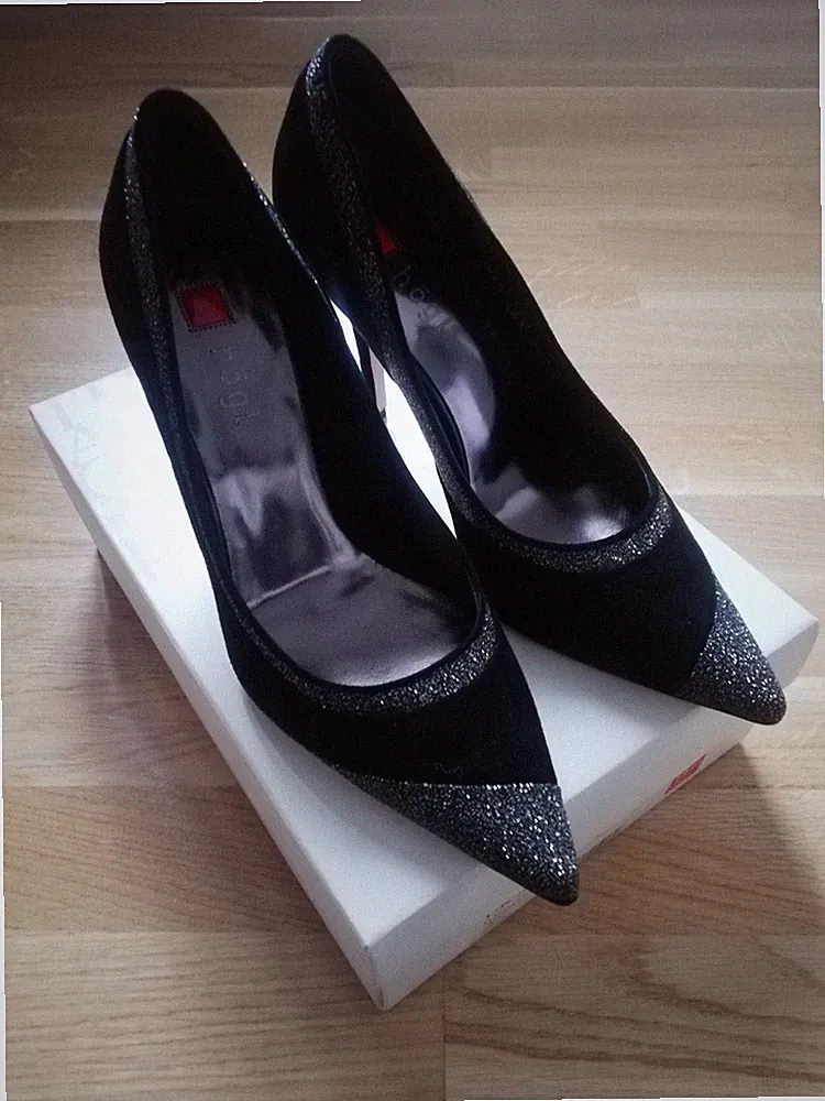 Damenschuhe, Stöckelschuhe Högl Größe 38,5 schwarz, NEU, elegant