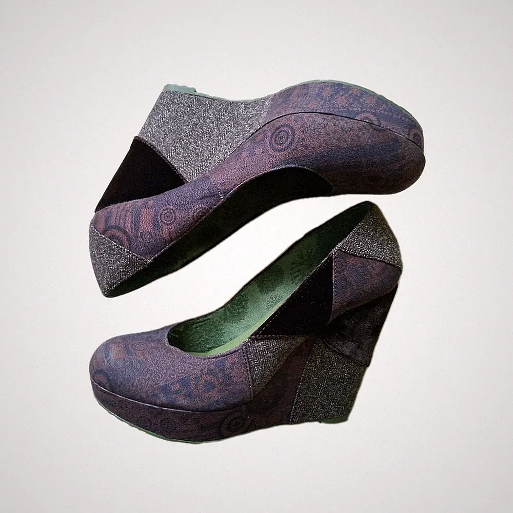 DESIGUAL-Pumps-Absatz-Plateau-Schuhe-High-Heels-Shoes 39 neuw.EDEL Textil