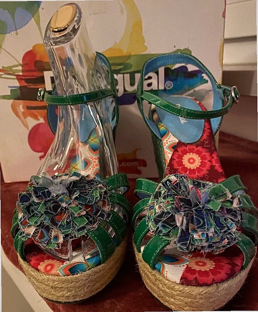 Desigual Sandale, grün, Blume, Keilabsatz, 11,3 cm