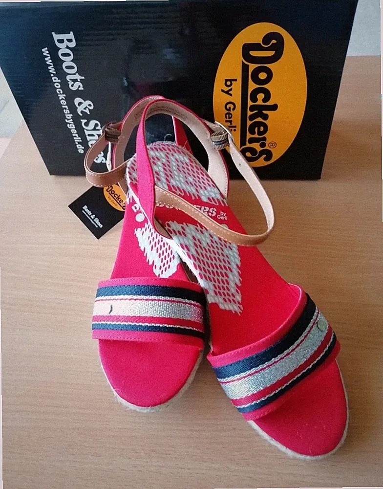 DOCKERS Damen Sandalen 40 Sommerschuhe Plateau Keilabsatz Rot Gr. 39 NEU