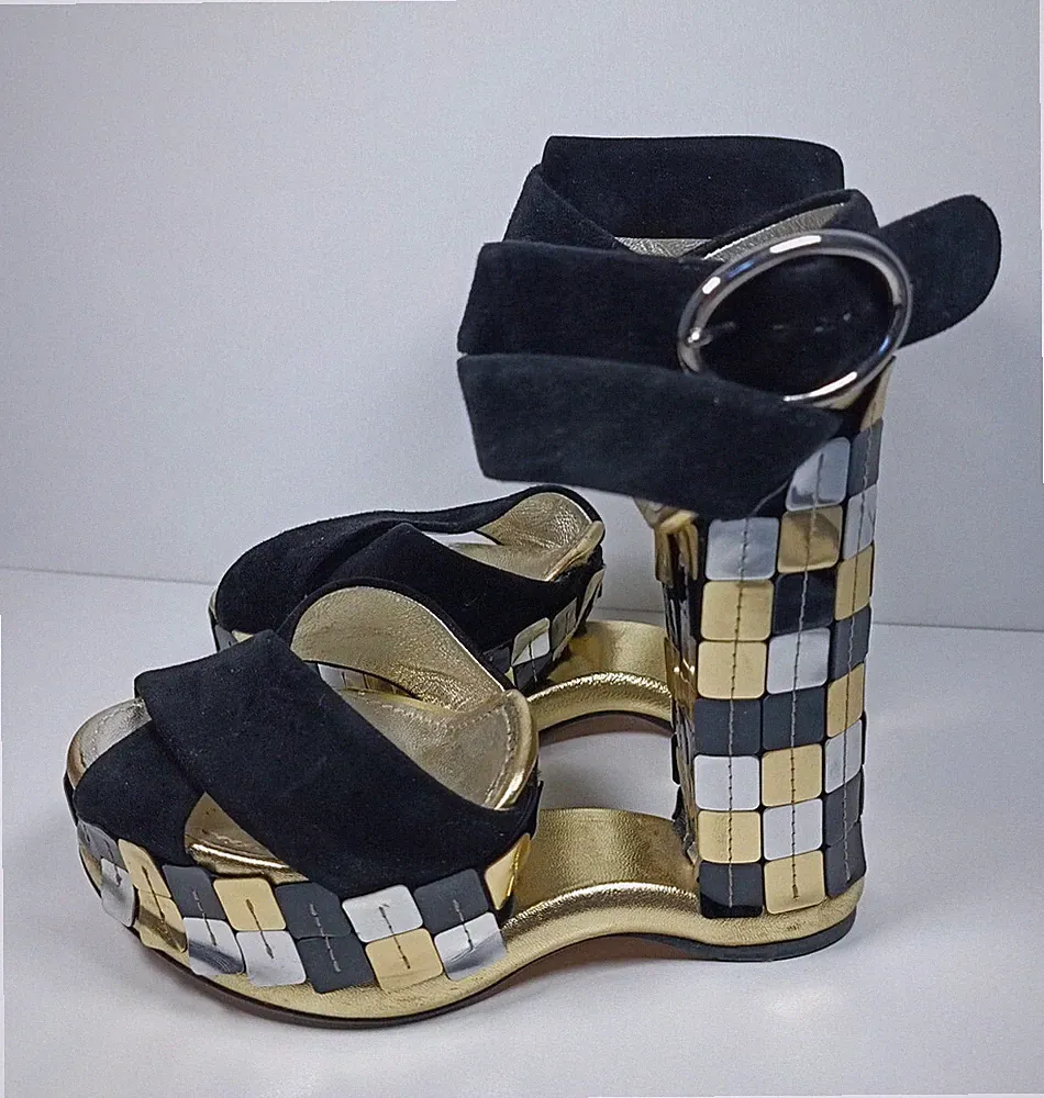 Knöchelriemen Keilabsatz Sandalen
