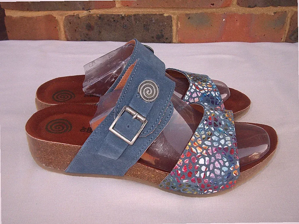 Dr. Brinkmann blaue Wildleder Slipper Sandalen Pantoletten Schuhe gepolsterte Innensohle Gr. 7 / 40