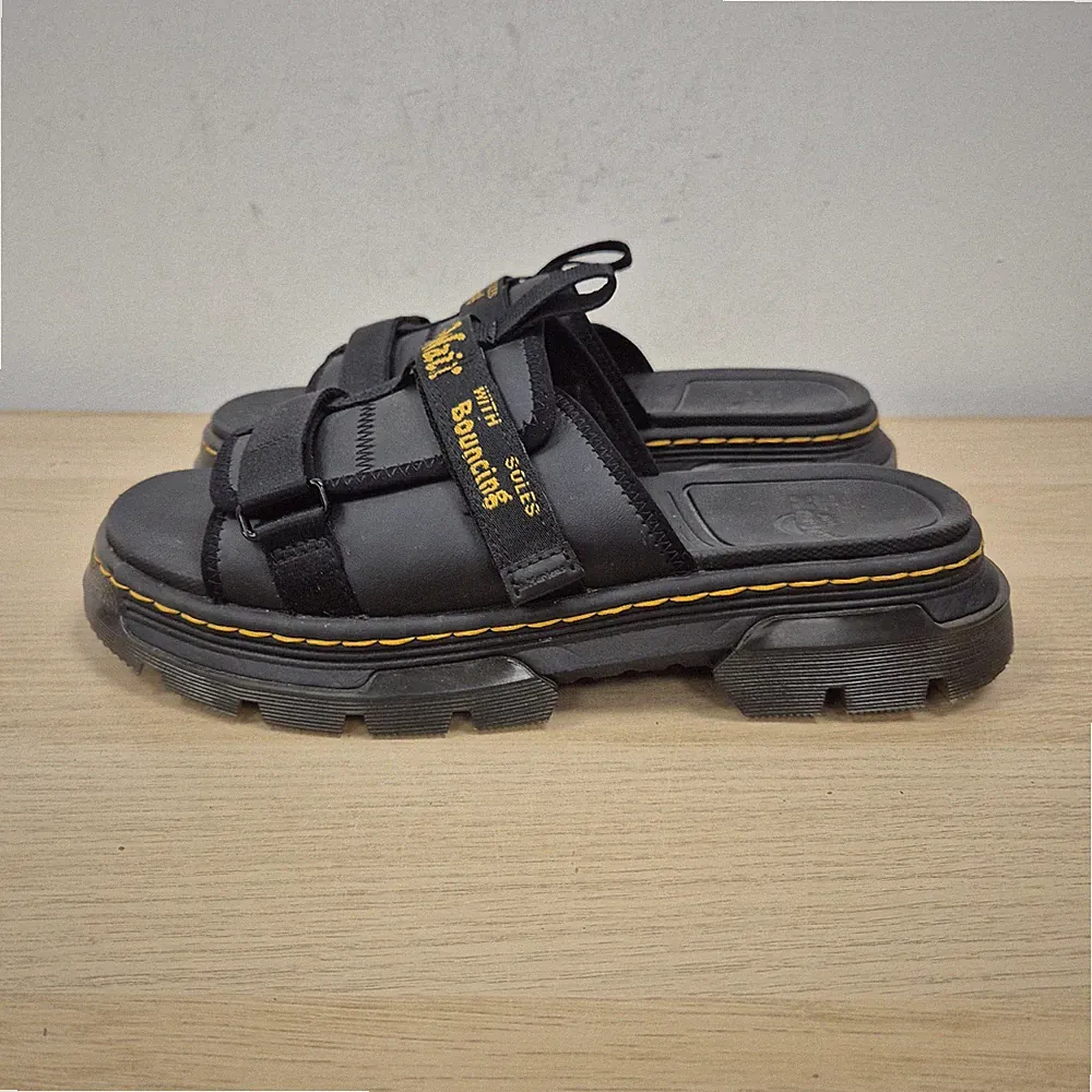Dr. Martens Ayce schwarze Canvas Gurtband Plateau Slipper Tech Sandalen Größe UK 8