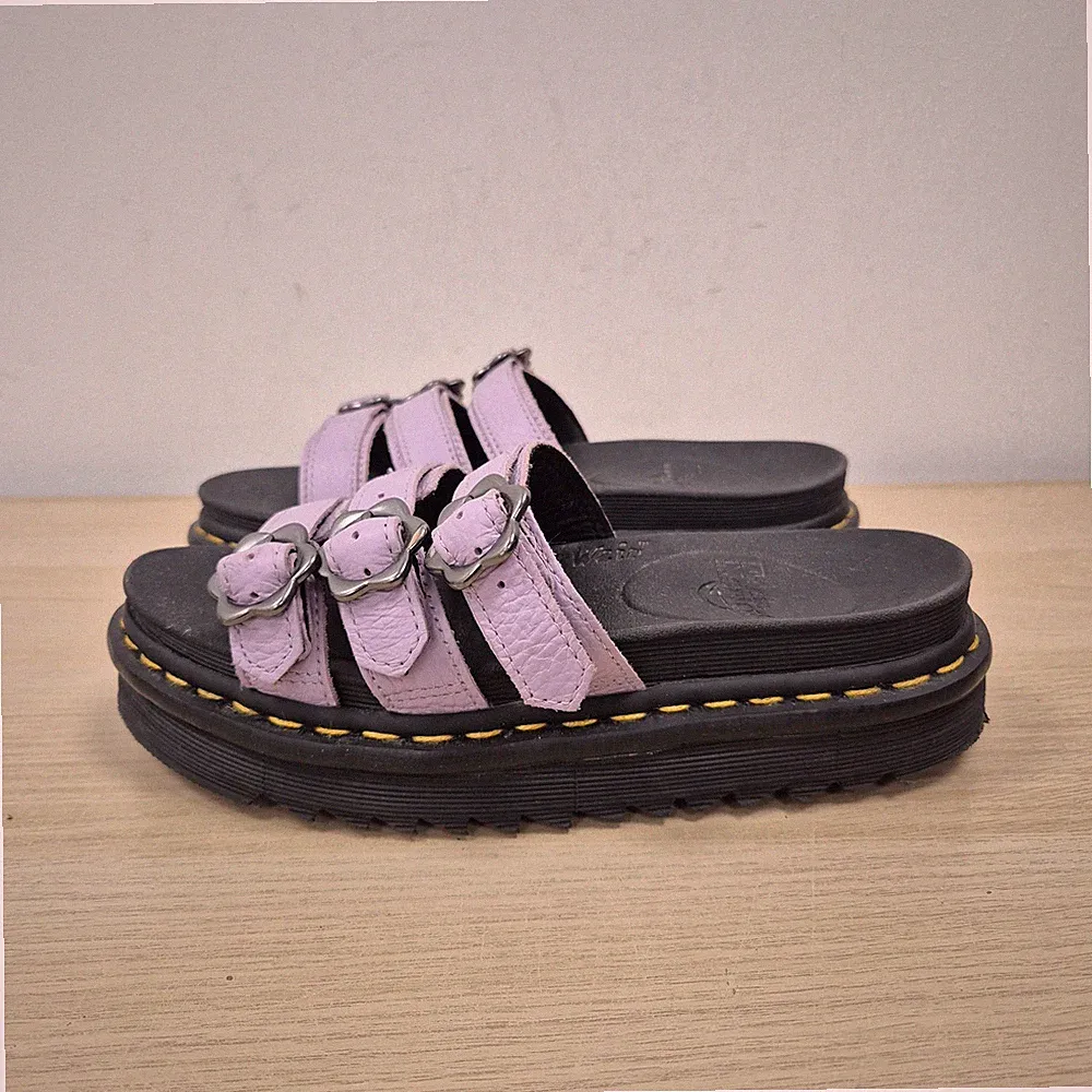 Dr. Martens Blaire Slide Flieder Leder Grob Plateau Blumen Schnalle Sandalen Uk 5