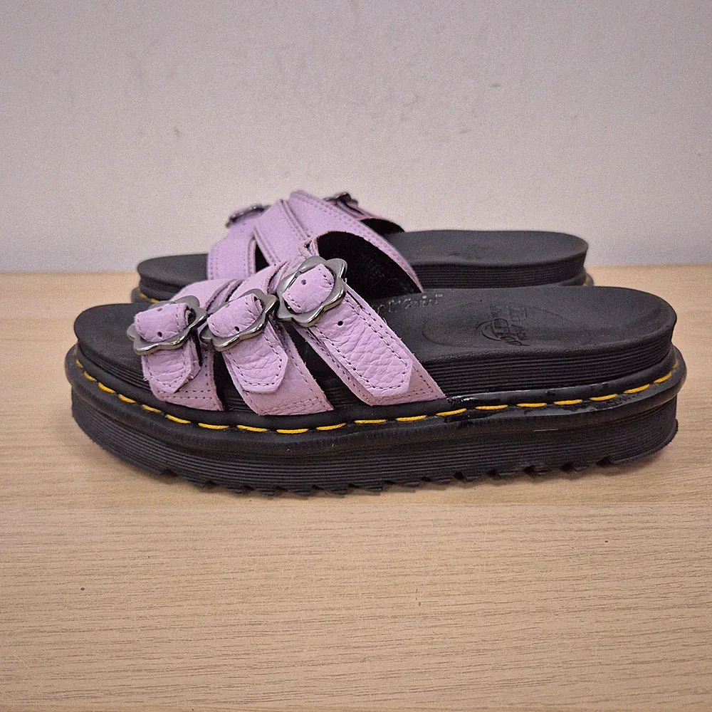 Dr. Martens Blaire Slide Flieder Leder Grob Plateau Blumen Schnalle Sandalen Uk 6