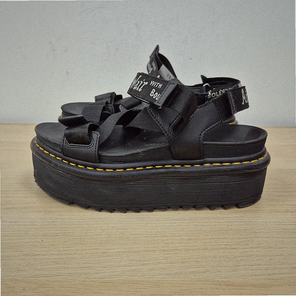 Dr Martens Kimber Quad Plateau Chunky Strap Sommer Schwarz Sandalen Uk 7 Eu 41