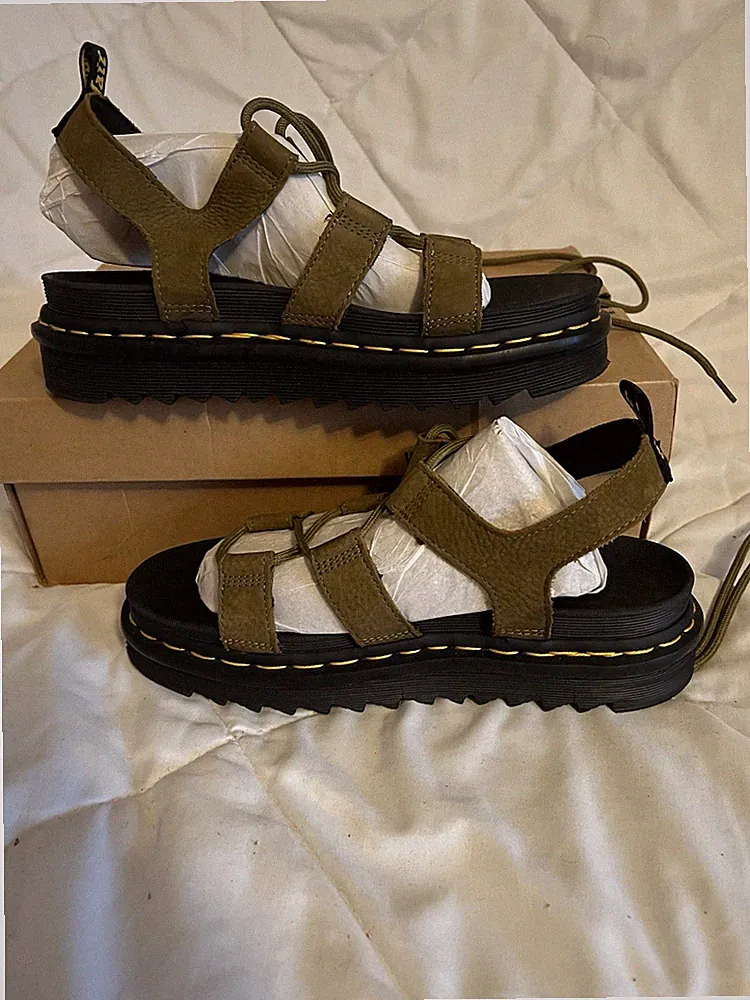 Dr. Martens Nartilla Sandalen Größe 6 UK olivgrün/braun schöner Zustand
