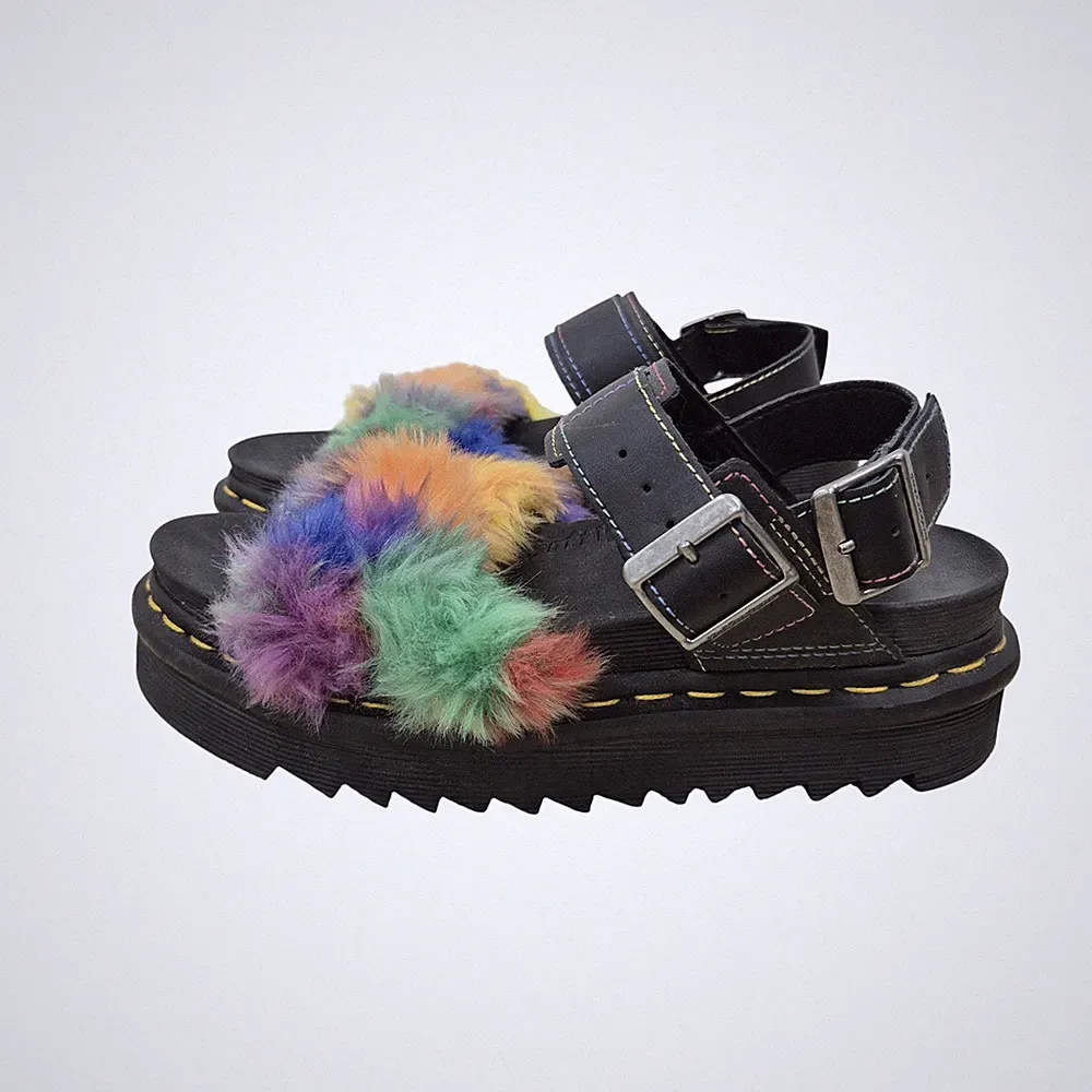 Dr. Martens Voss II flauschige Damen-Sandalen Größe UK 4 Regenbogenfell Plateau Riemchen