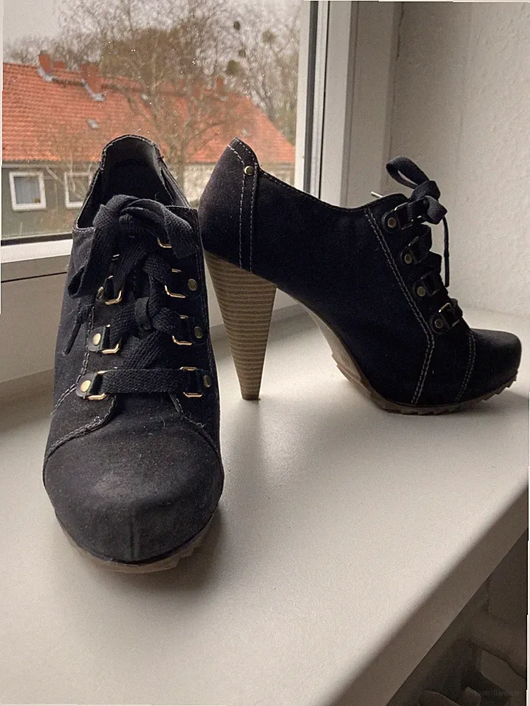 dunkelblaue Pumps - Deichmann - Gr. 38 - 11cm Keilabsatz - Kategorie10