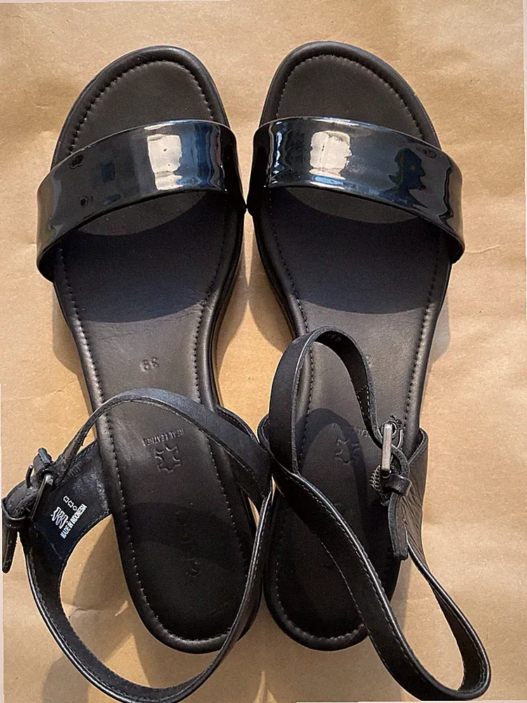 Ecco Damen Sandalen Größe 39 Schwarz Leder, Lackleder, Neuwertig