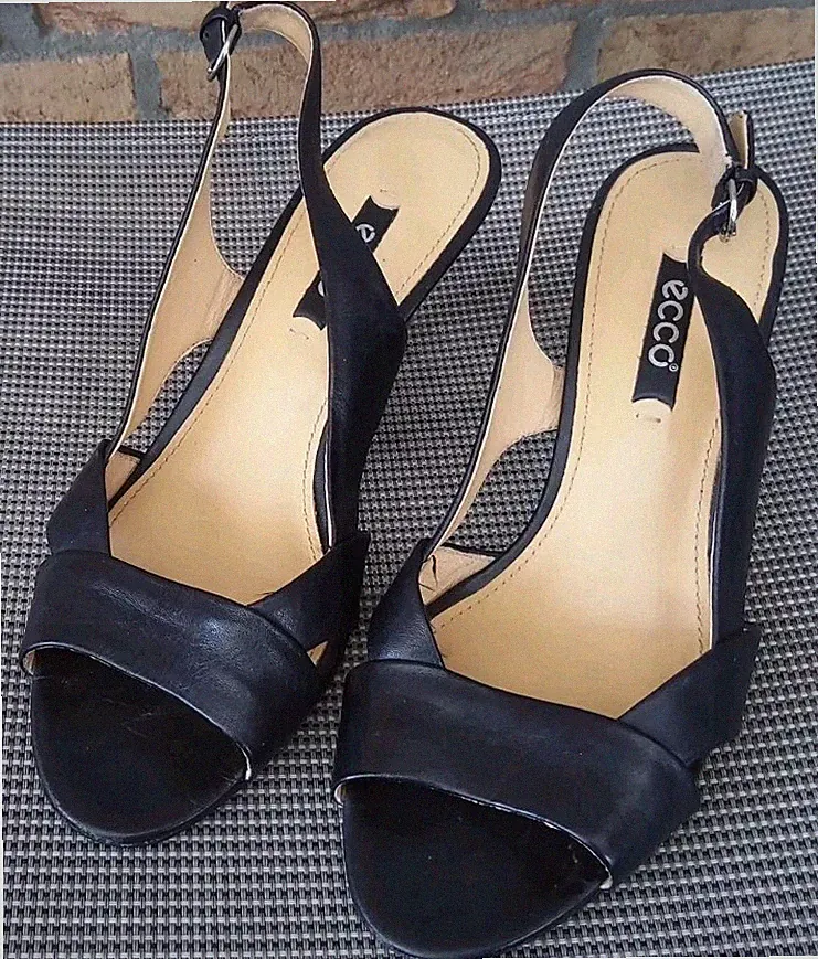ECCO Damen Schuhe Sandalen Pumps Gr. 37 ( UK 4 ) Schwarz Leder Super