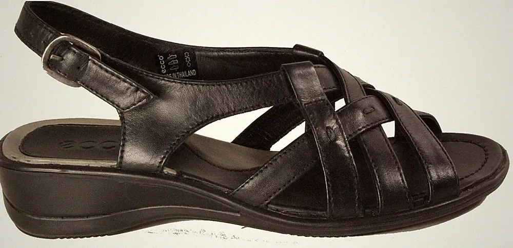 ECCO Schuhe Riemchen Sandaletten schwarz echt Leder Keilsohle NEU