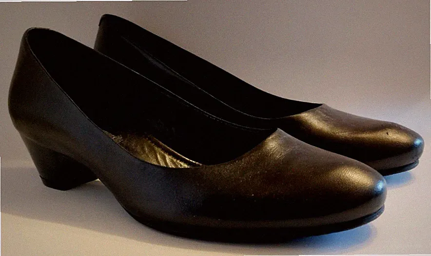 Ecco - schwarze Pumps - schwarz matt - Größe 38 - ca. 4,5 cm Absatz - Schuhe