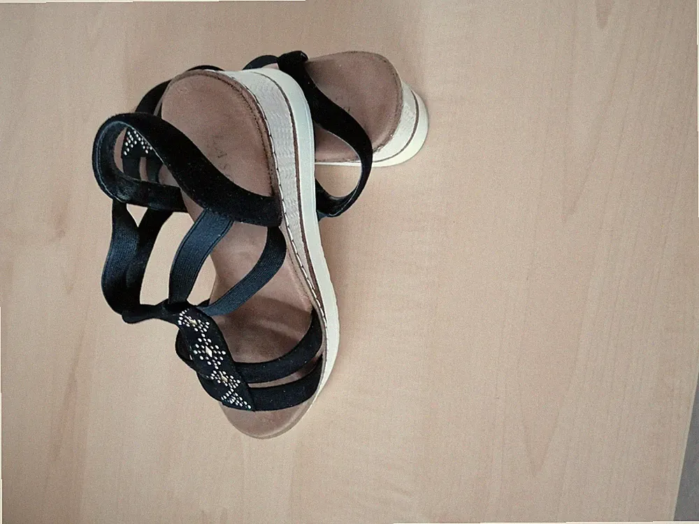 Edle Da. Sandaletten Gr. 38 / mit 6 cm Keil-Absatz