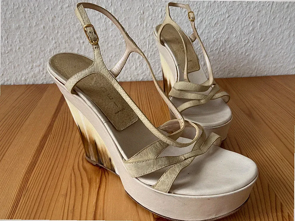 Elegante Casadei Sandaletten aus Italien – Gr. 37 | Leder | Keilabsatz