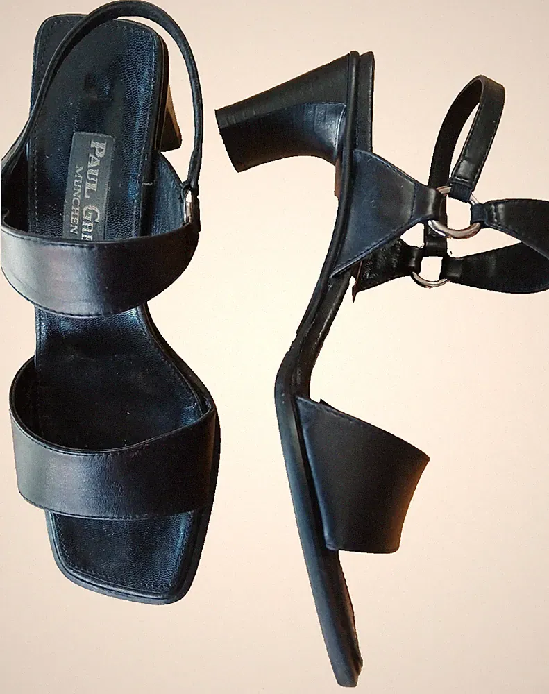 elegante Damen Sandale schwarz Gr.38 handmade Paul Green München