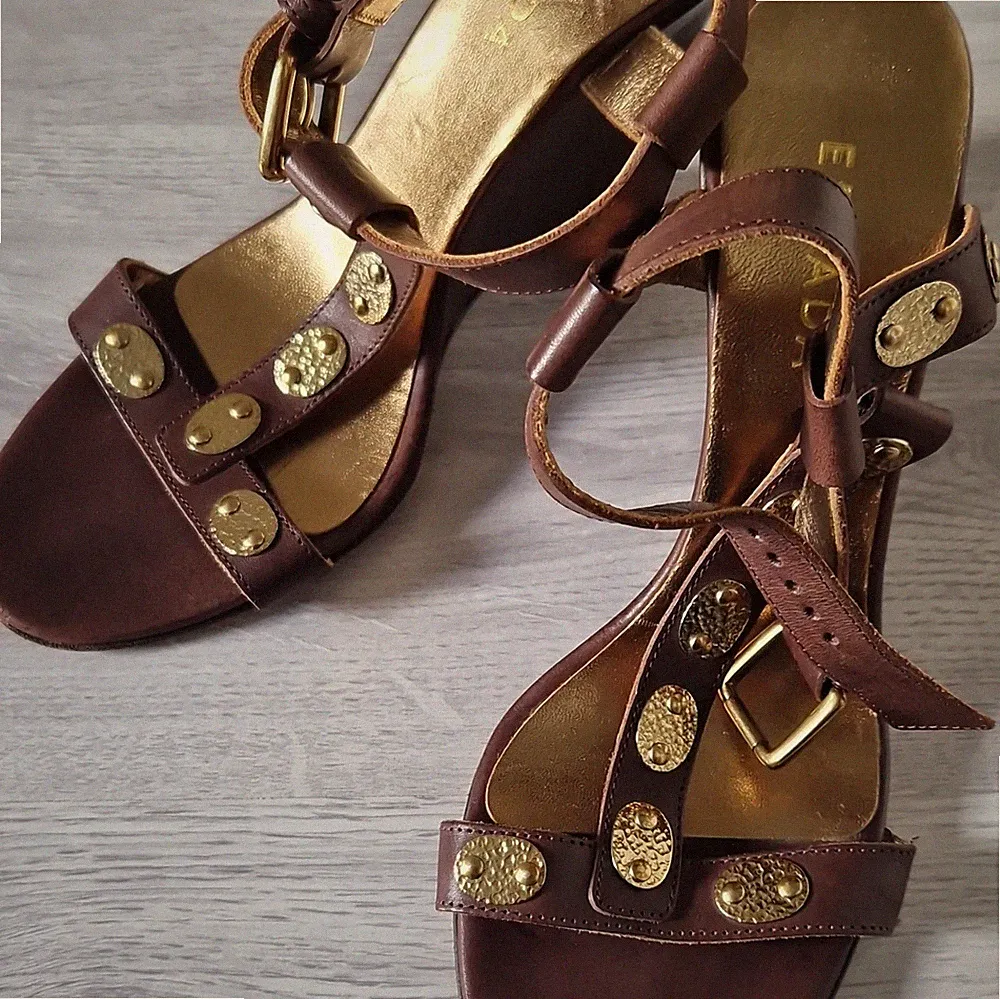Escada sandale keilabsatz