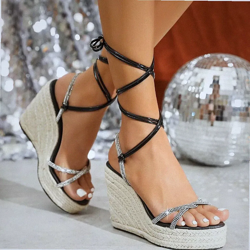Espadrilles Sandalen Keilabsatz 10,3 cm Plateau Schwarz Strass Kunstleder 00530