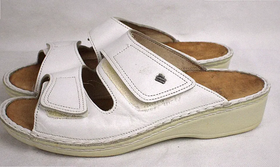 Finn Comfort Schuhe Keilabsatz Pantoletten Sandalen weiß Gr.39 guter Zustand